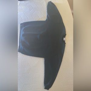 Black sweatshirt with long sleeve , brand- unknown, size- M